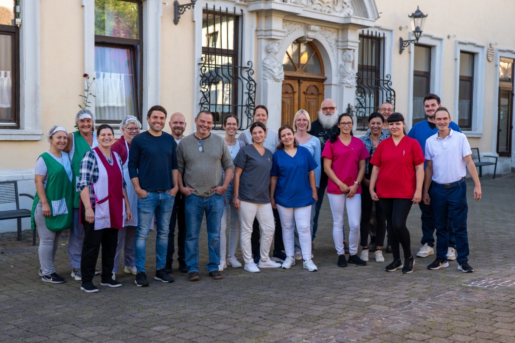 Unser Team im Schloß Binau